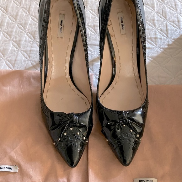 Miu Miu Black Patent Leather Pumps - Picture 2 of 5